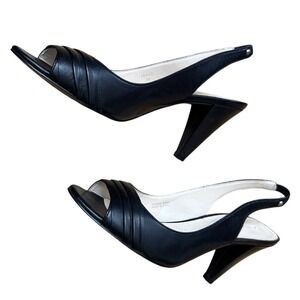 Tahari Women's Bravo Leather Sling‎ back Open toe Heel Size 7